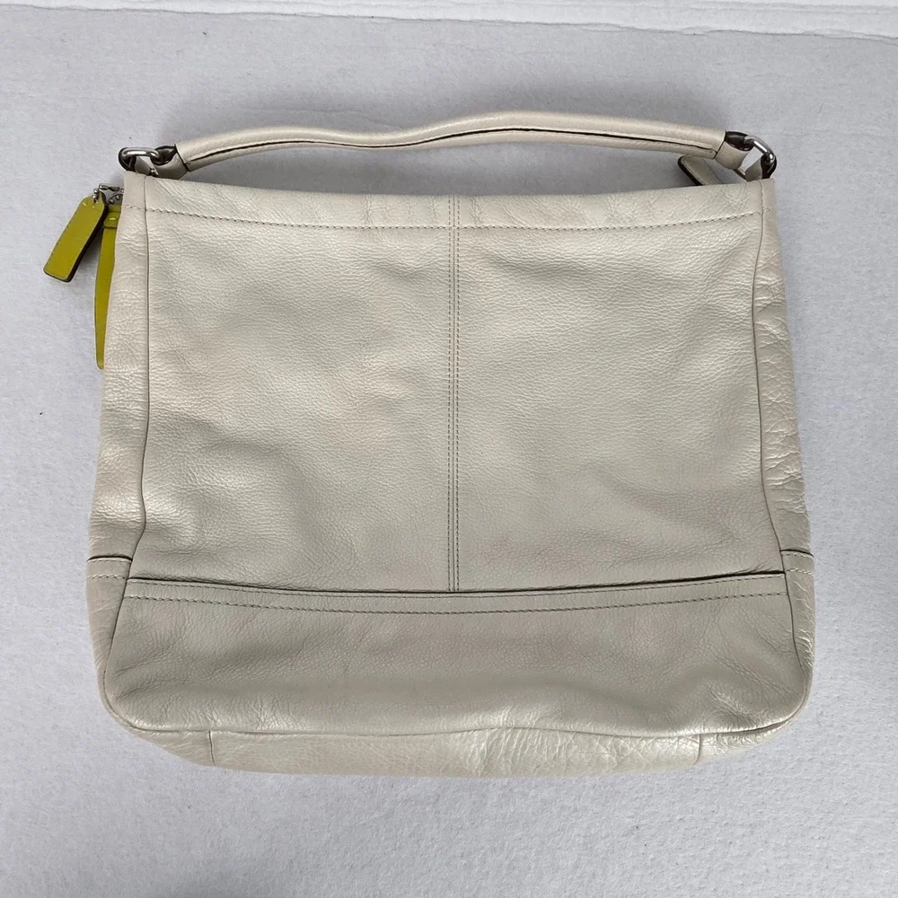 Coach F32522 White Pebbled Leather Convertible Hobo Shoulder Crossbody Bag EUC